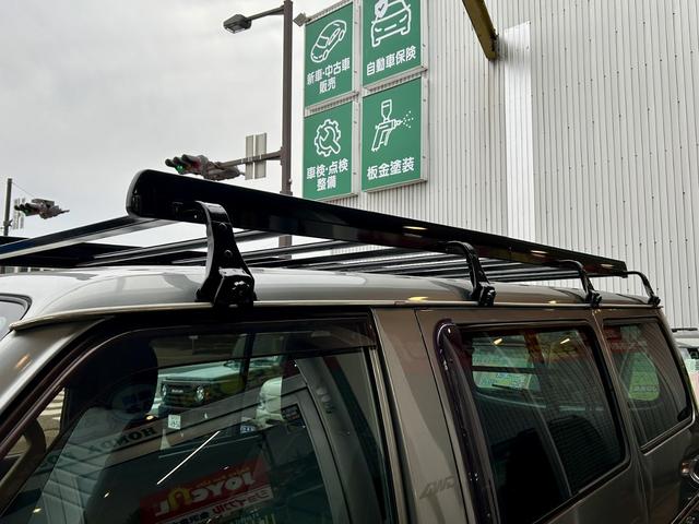 ボンゴバン ＧＬ　鑑定済　当社オリジナルスタイル（クルール）マット黒塗装パーツ　貨物ホビータイヤｘグロス黒塗装純正鉄チン＆ルーフキャリア　４ＷＤ　ロールーフ　５人乗　１ｔ積　タイミングチェーン　フルセグナビ　キーレス（23枚目）