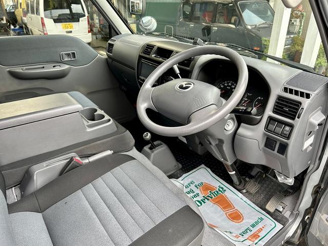 ボンゴバン ＧＬ　鑑定済　当社オリジナルスタイル（クルール）マット黒塗装パーツ　貨物ホビータイヤｘグロス黒塗装純正鉄チン＆ルーフキャリア　４ＷＤ　ロールーフ　５人乗　１ｔ積　タイミングチェーン　フルセグナビ　キーレス（32枚目）