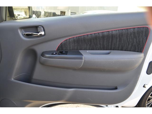 NV350キャラバンバン ロングライダープレミアムGX インテリジェントアラウンドビューモニター(移動物検知機能付) /助手席側ワンタッチオートスライトドア /LEDヘッドランプ(ハイ/ロービーム、オートレベライザー付)(39枚目)