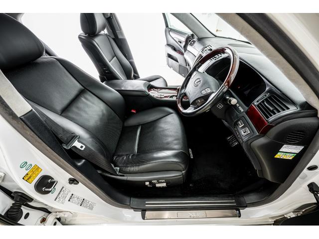 LS LS600h バージョンS Iパッケージ 4WD 禁煙車 ブラックレザーシート サンルーフ 純正HDDナビ バックカメラ ETC ドライブレコーダー スマートキー プッシュスタート LEDヘッドライト(3枚目)