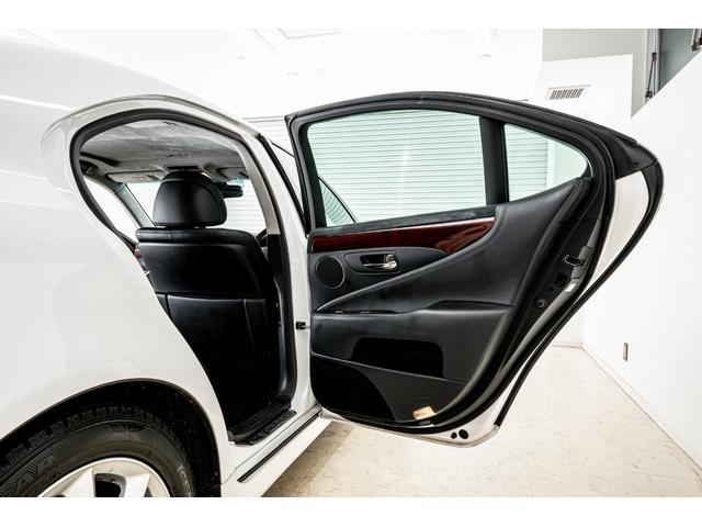 LS LS600h バージョンS Iパッケージ 4WD 禁煙車 ブラックレザーシート サンルーフ 純正HDDナビ バックカメラ ETC ドライブレコーダー スマートキー プッシュスタート LEDヘッドライト(58枚目)