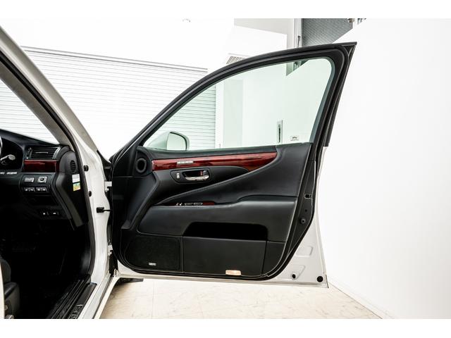 LS LS600h バージョンS Iパッケージ 4WD 禁煙車 ブラックレザーシート サンルーフ 純正HDDナビ バックカメラ ETC ドライブレコーダー スマートキー プッシュスタート LEDヘッドライト(61枚目)