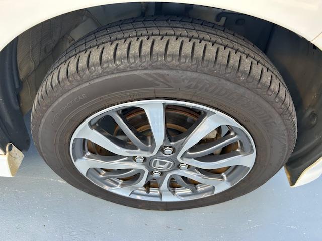 タイヤ・ホイール（フロント）の画像です。