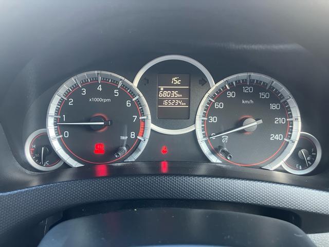 スイフトスポーツ ベースグレード 6速マニュアル スマートキー プッシュスタート 純正17インチアルミ オートクルーズコントロール HIDヘッドライト オートエアコン 電動格納ミラー 社外CDオーディオ(24枚目)