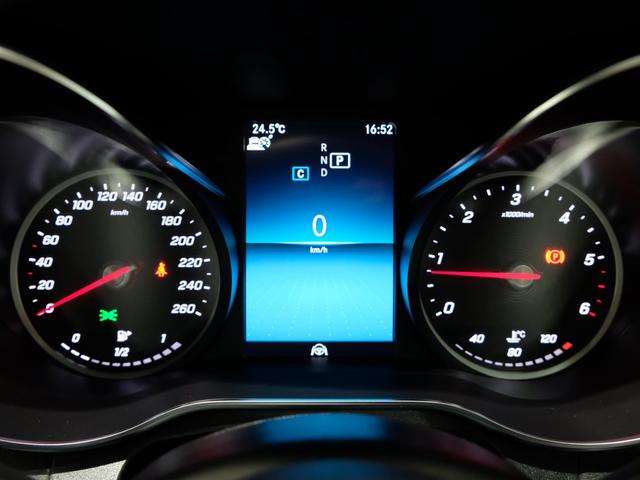 C220d ワゴンアバンギャルド AMGライン レーダーセーフティPKG ダイヤモンドホワイト ワンオーナー車(10枚目)