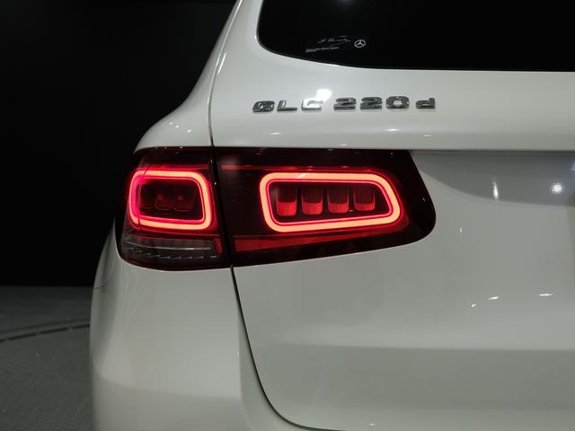GLC220d 4マチック AMGライン パノラミックスライディングルーフ ワンオーナー車 車検・新車保証2023年4月まで(18枚目)