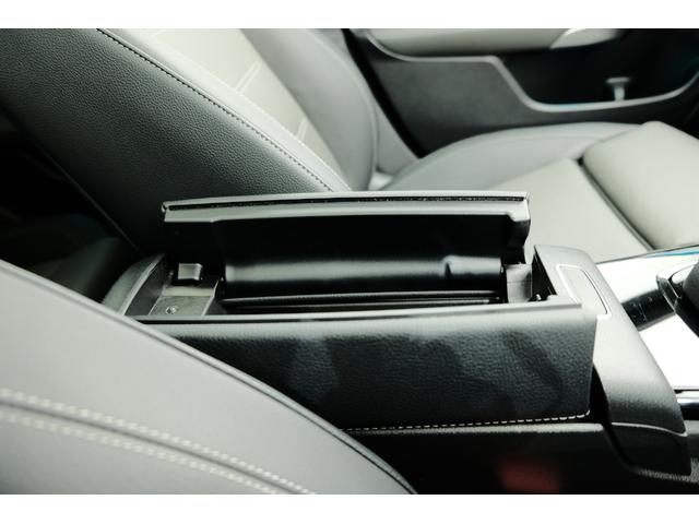 ＣＬＡクラス ＣＬＡ２００ｄ　ＡＭＧラインパッケージ／ＡＭＧレザーエクスクルーシブパッケージ／アドバンスドパッケージ／パノラミックスライディングルーフ／ＨＵＤ（22枚目）