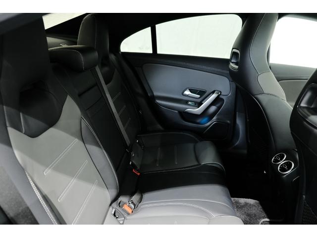 ＣＬＡクラス ＣＬＡ２００ｄ　ＡＭＧラインパッケージ／ＡＭＧレザーエクスクルーシブパッケージ／アドバンスドパッケージ／パノラミックスライディングルーフ／ＨＵＤ（33枚目）