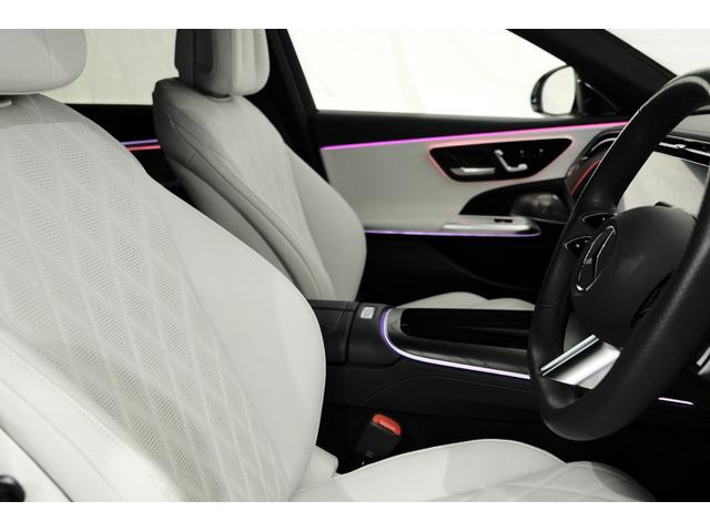Eクラスステーションワゴン E200 ステーションワゴン アバンギャルド AMGラインパッケージ/デジタルインテリアパッケージ/レザーエクスクルーシブパッケージ(22枚目)