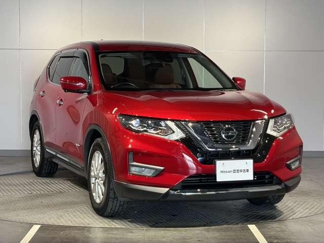 エクストレイル ２．０　２０Ｘｉ　ハイブリッド　レザーエディション　４ＷＤ　純正ナビ　アラウンドビュー　プロパイロット（3枚目）