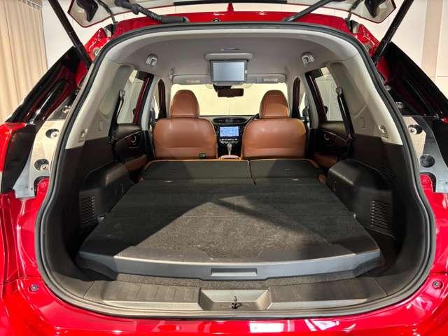 エクストレイル ２．０　２０Ｘｉ　ハイブリッド　レザーエディション　４ＷＤ　純正ナビ　アラウンドビュー　プロパイロット（9枚目）