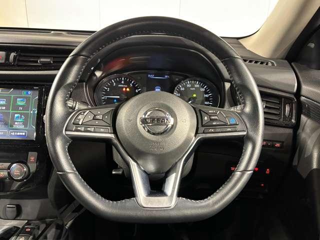 エクストレイル ２．０　２０Ｘｉ　ハイブリッド　４ＷＤ　純正ナビ　プロパイロット　アラウンドビュー（20枚目）