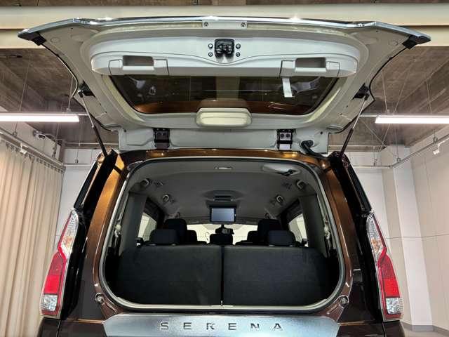 セレナ ２．０　ＸＶ　４ＷＤ　純正ナビ　アラウンドビュー　ドラレコ　ＥＴＣ（8枚目）