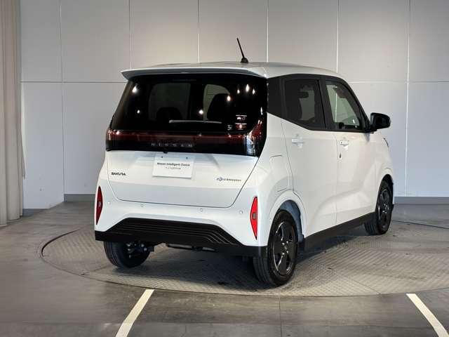 サクラ Ｘ　純正ナビ　アラウンドビュー　ＥＴＣ　ドラレコ（5枚目）