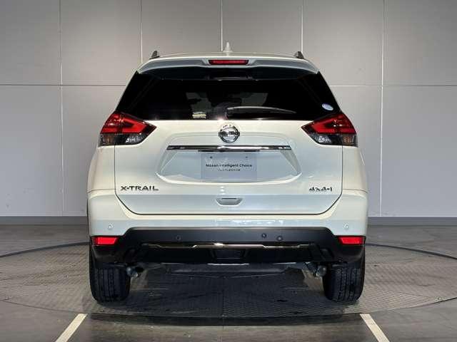 エクストレイル ２．０　２０Ｘｉ　Ｖセレクション　２列車　４ＷＤ　純正ナビ　アラウンドビュー　プロパイロット（6枚目）