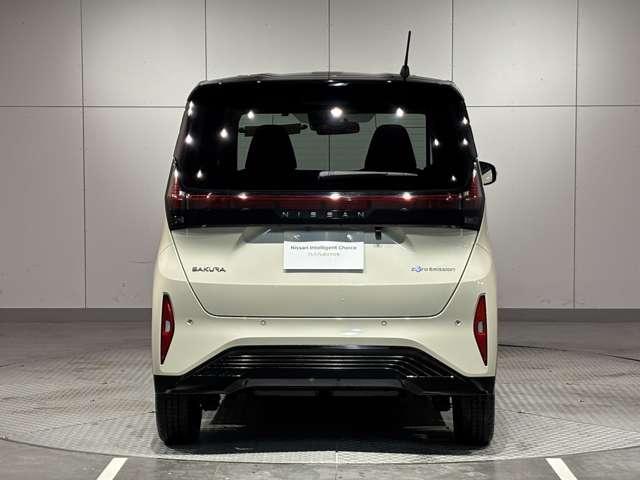 サクラ Ｇ　純正ナビ　プロパイロット　アラウンドビュー（6枚目）