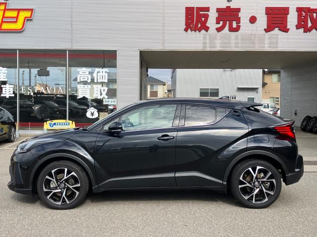 Ｃ－ＨＲ Ｇ－Ｔ　ワンオーナー　カロッツェリアナビＴＶ　バックカメラ　セーフティセンス　アダプティブクルコン　ブラインドスポットモニター　シートヒーター　ＬＥＤ　純正１８インチＡＷ　ＥＴＣ　前ドラレコ　インテリキー２個（11枚目）