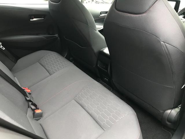 カローラスポーツ ハイブリッドＧ　Ｚ　１オーナー　純正ナビＴＶ　バックカメラ　レーダーブレーキ　レーンアシスト　アダプティブクルコン　ブラインドスポットモニター　前後ソナー　シートヒーター　デジタルインナーミラー　ＬＥＤ　インテリキー２個（18枚目）