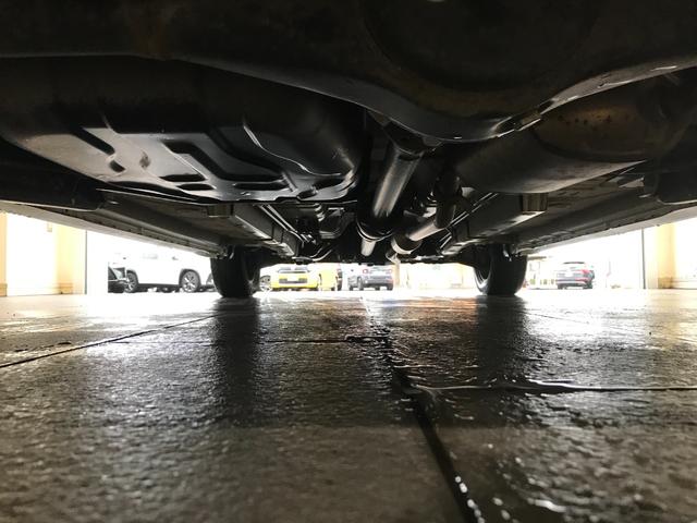 ワゴンＲスティングレー Ｔ　４ＷＤ　カロッツェリアナビＴＶ　ＨＩＤオートライト　シートヒーター　純正１５ＡＷ　ＥＴＣ　インテリキー２個（33枚目）