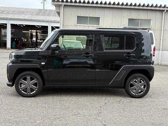 タフト Ｇ　ダーククロムベンチャー　４ＷＤ　スマートアシスト　スカイフィールトップ　オートエアコン　ＬＥＤヘッド　オートライト　スマートキー　電動格納ミラー　アイドリングストップ　シートリフター　シートヒーター　クルーズコントロール（5枚目）