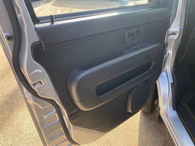 ハイゼットカーゴ デッキバンＧ　ＳＡＩＩＩ　４ＷＤ　スマートアシスト　キーレスエントリー　純正ＣＤオーディオ　社外アルミ・２０２４年製ブリジストンラジアルタイヤ　ＬＥＤヘッドライト　フォグ　アイドリングストップ（26枚目）