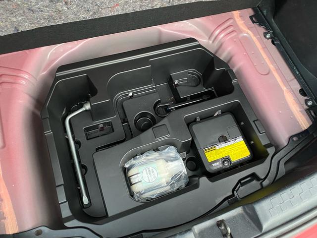 アクア S 純正SDナビ フルセグTV バックカメラ Bluetoothオーディオ ETC スマートキー プッシュスタート 新品ラジアルタイヤ オートエアコン 電動格納ミラー ハイブリッド(33枚目)