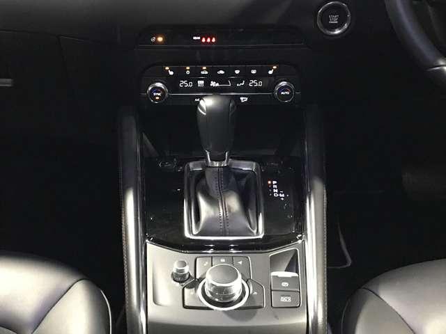 ＣＸ－５ ２．２　ＸＤ　ブラックトーンエディション　ディーゼルターボ　ＭＴモード付　ＬＥＤライト　アドバンスドキー　運転席パワーシート　前席シートヒーター　ターボ　ＤＳＣ　ナビＴＶ　バックカメラ　盗難防止装置　キーフリー　フロントカメラ　ｉ－ｓｔｏｐ　メモリーナビ（12枚目）