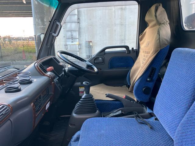 エルフトラック カスタム車 ターボ車 5200cc 2トン 積載車 花見台 PTO ラジコン メッキホイール 6速マニュアル オートエアコン(12枚目)