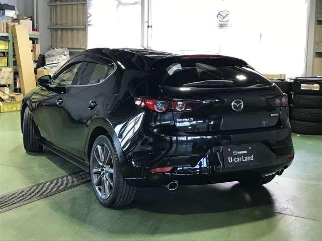 ＭＡＺＤＡ３ファストバック １．５　１５Ｓ　ツーリング　ＭＴモード付　フルセグテレビ　アダプティブクルーズ　ＥＴＣ車載器　ＬＥＤヘッド　横滑り防止システム　イモビ　エアコン　アルミホイール　カーテンエアバッグ　メモリナビ　キーレスゴー　ナビＴＶ　ＡＢＳ（2枚目）