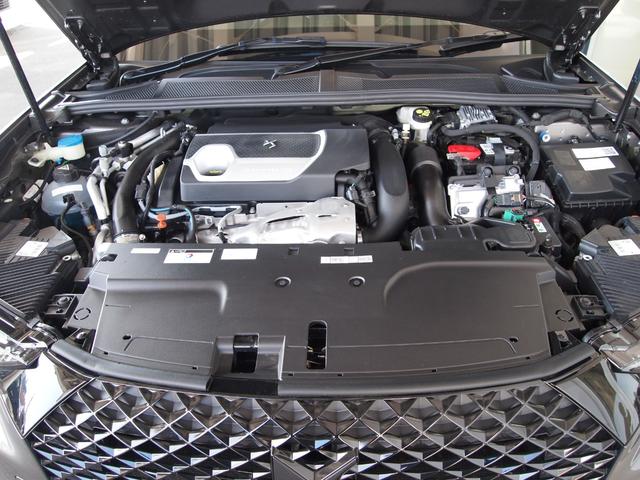 ＤＳ４ パフォーマンスライン　Ｅ－テンス　試乗車　禁煙　プロキシミティスマートキー　衝突被害軽減ブレーキ　ブラインドスポットモニター　アクティブクルーズコントロール　アップルカープレイ　アンドロイドオート　ハンドルヒーター　シートヒーター（18枚目）