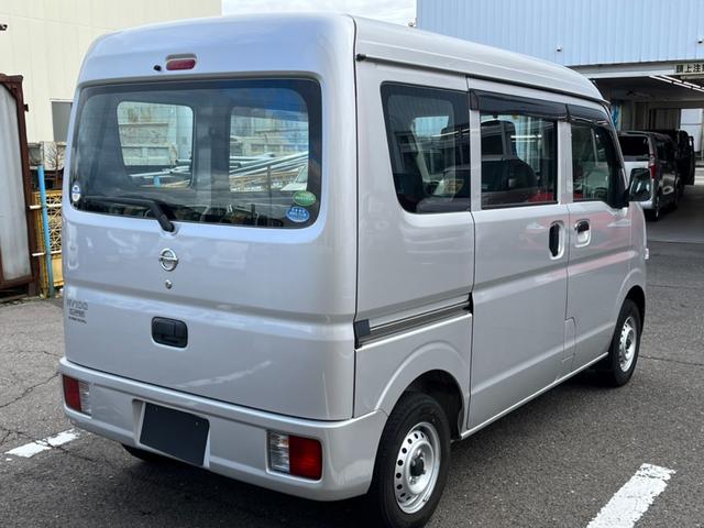 日産 ＮＶ１００クリッパーバン