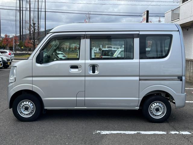 日産 ＮＶ１００クリッパーバン