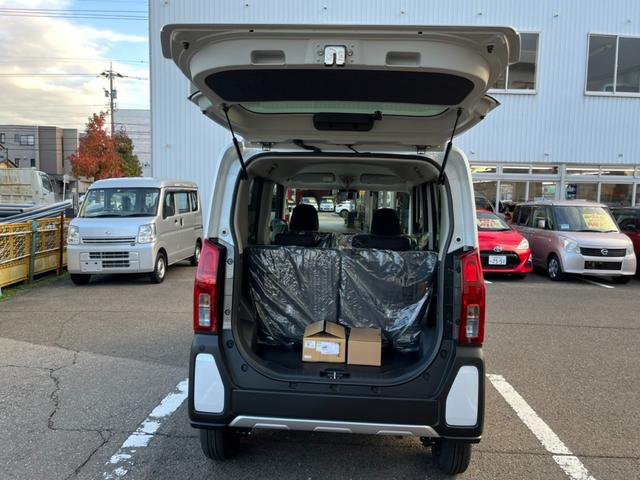 ファンクロス 4WD 10インチナビ パノラマモニター ドラレコ前後 室内カメラ 両側パワースライドドア(14枚目)
