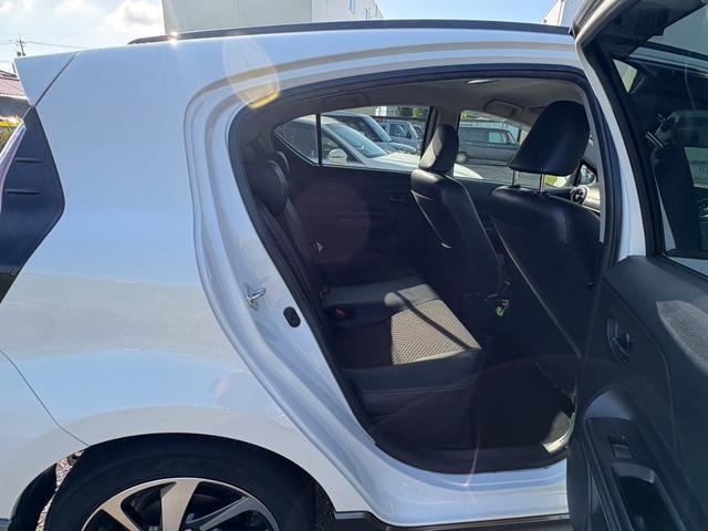 アクア Ｘ－アーバン　ナビＴＶ　バックカメラ　ＥＴＣ（17枚目）