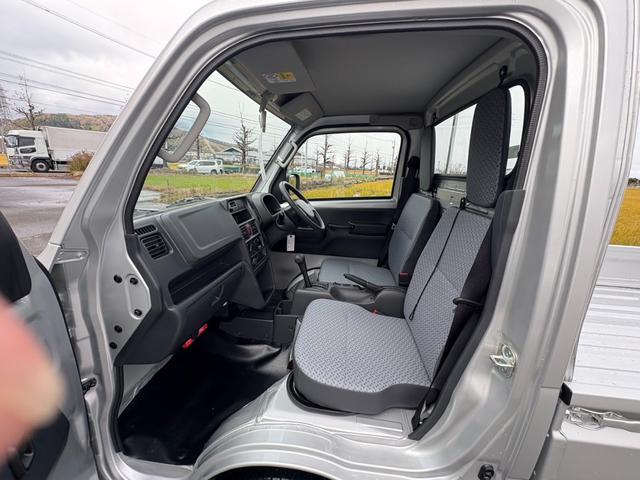 キャリイトラック KCエアコン・パワステ 4WD キーレスエントリー(12枚目)