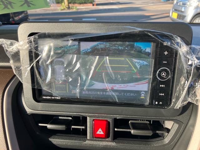 ムーヴ X 届出済未使用車 純正メモリーナビ フルセグTV 全方位カメラ Bluetoothオーディオ 衝突被害軽減システム アイドリングストップ 左側パワースライドドア スマートキー プッシュスタート(17枚目)