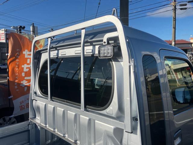 ハイゼットトラック ジャンボエクストラ 4WD 届出済未使用車 スマートキー プッシュスタート オートマ エアコン パワステ パワーウインド 衝突被害軽減システム 電動格納ミラー(9枚目)