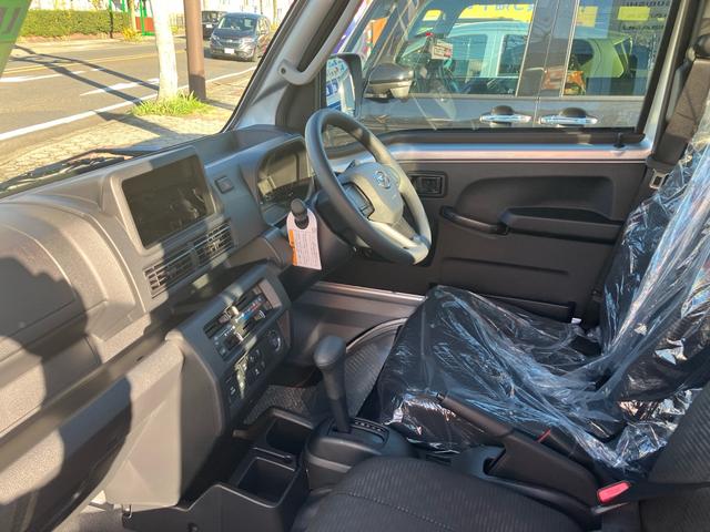 ハイゼットトラック ジャンボエクストラ 4WD 届出済未使用車 スマートキー プッシュスタート オートマ エアコン パワステ パワーウインド 衝突被害軽減システム 電動格納ミラー(11枚目)