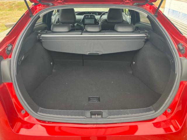 プリウス Aツーリングセレクション 純正9インチメモリーナビ フルセグTV バックカメラ Bluetoothオーディオ ETC トヨタセーフティセンス LEDヘッドライト スマートキー プッシュスタート オートクルーズコントロール(8枚目)