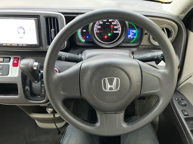 Ｎ－ＯＮＥ ツアラー　メモリーナビ　ワンセグＴＶ　スマートキー　プッシュスタート　ＨＩＤヘッドライト　オートエアコン　電動格納ミラー　オートライト　ベンチシート（17枚目）