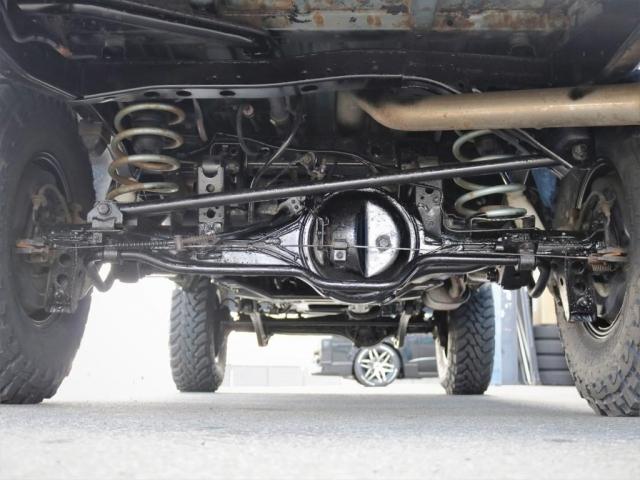 VXリミテッド 中期型 ディーゼルターボ 4WD フェイスチェンジ 前後デフロック サンルーフ クルーズコントロール ナルディウッドハンドル リフトアップ クラシックシートカバー(18枚目)