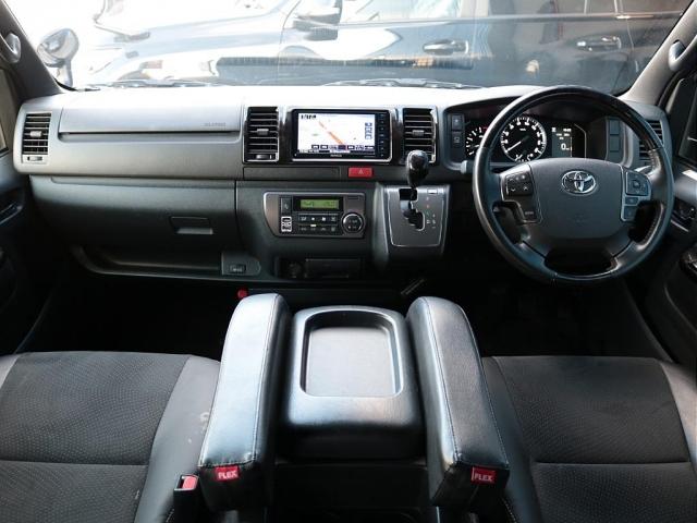 ハイエースバン スーパーGL ダークプライムII ロングボディ 6型ナロー・床張り施工・ベッドキットtypeII・NT1 16インチAW・ナスカータイヤ煌テール・TRDフロントスポイラー・TRDマッドフラップ・Kenwood製フルセグナビ・デジタルインナーミラー(2枚目)