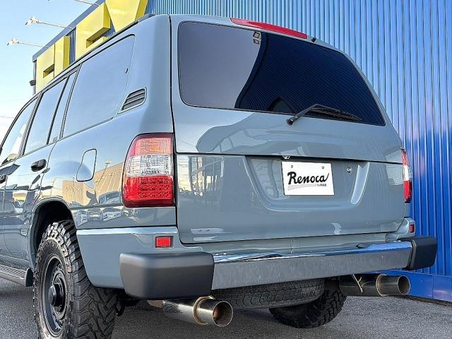 ランドクルーザー１００ ＶＸリミテッド　丸目２灯・アンヴィルグレーペイント・５速ＡＴ・マルチレス・サンルーフ・シートヒーター・ＬＥＤ３色テールランプ・ＤＥＡＮコロラド１６インチＡＷ・ウッドステアリング・クラシックシートカバー（14枚目）