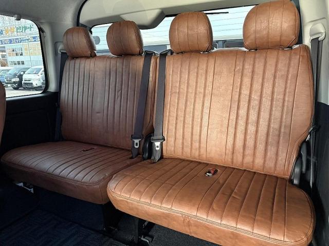 ハイエースワゴン GL Renoca Coastlines 角目4灯LED(8枚目)