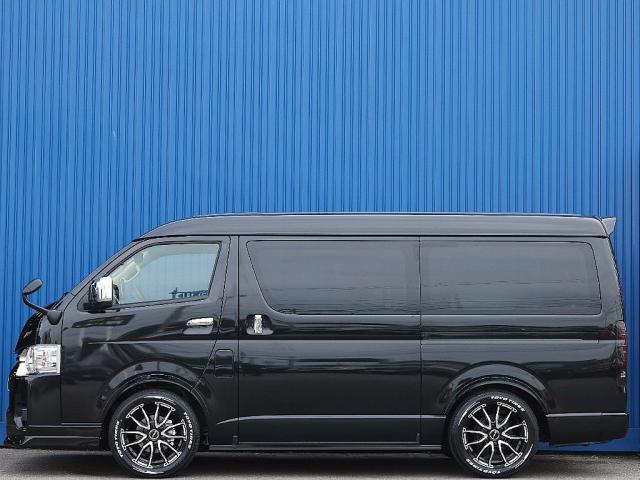 ハイエースワゴン ＧＬ　パーキングサポート　床張り施工（4枚目）