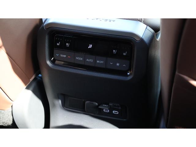 ランドクルーザー250 ZXファーストエディション 4WD 全周囲カメラ クリアランスソナー オートクルーズコントロール レーンアシスト 衝突被害軽減システム サンルーフ ナビ TV オートマチックハイビーム オートライト LEDヘッドランプ(40枚目)