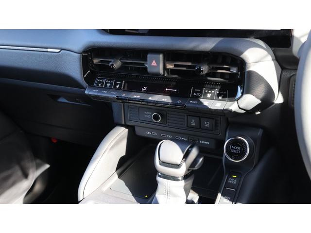 ランドクルーザー250 ZXファーストエディション 4WD 全周囲カメラ クリアランスソナー オートクルーズコントロール レーンアシスト 衝突被害軽減システム サンルーフ ナビ TV オートマチックハイビーム オートライト LEDヘッドランプ(57枚目)