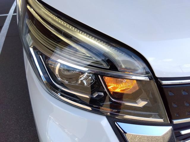 デイズルークス ハイウェイスター X Vセレクション 4WD 地デジナビ SDナビ ワンセグ アラウンドビューモニター エマージェンシーブレーキ 4WD インテリキー シートヒーター Wパワースライドドア サーキュレーター ハーフ革シート LEDライト ウインカーミラー(50枚目)