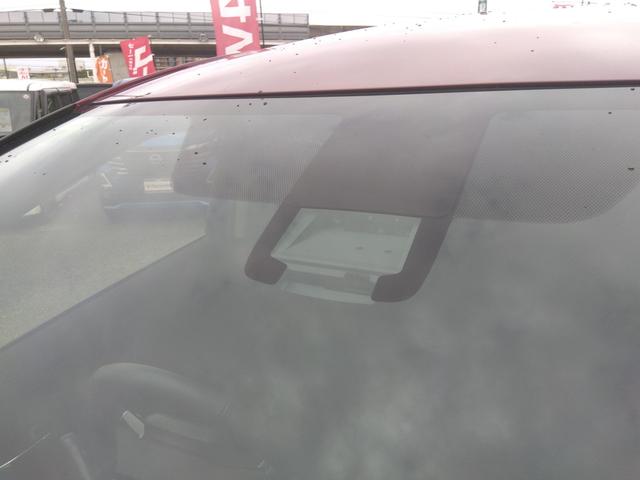 シエンタ ハイブリッド　Ｇ　セーフティーエディション　ＳＤナビ　ワンセグ　ＢＴ　全方位カメラ　ＥＴＣ　ハーフ革シート　スマートキー×２　プッシュスタート　ＬＥＤライト　シートリフター　トヨタセーフティセンス　Ｗシートヒーター　Ｗパワースライドドア（13枚目）