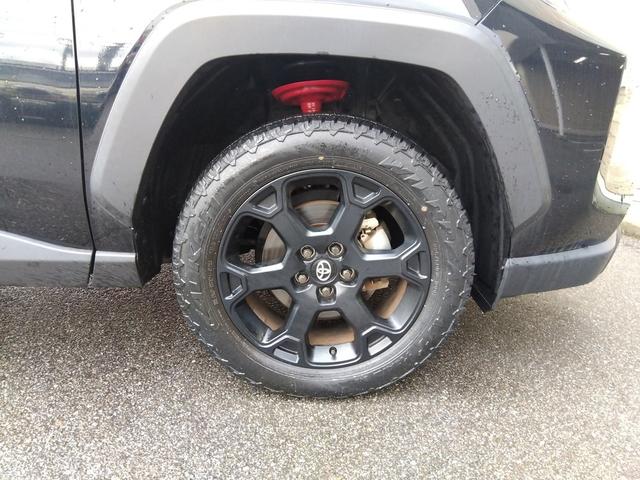 ＲＡＶ４ アドベンチャー　オフロードパッケージＩＩ　走行１．８万ＫＭ　禁煙車　４ＷＤ　１０．５インチＤＡ　ＴＶ　全周囲カメラ（床下透過表示機能）　Ｂｌｕｅｔｏｏｔｈ　デジタルインナーミラー　ハンズフリーパワーバックドア　トヨタセーフティセンス　シートベンチレーション（19枚目）